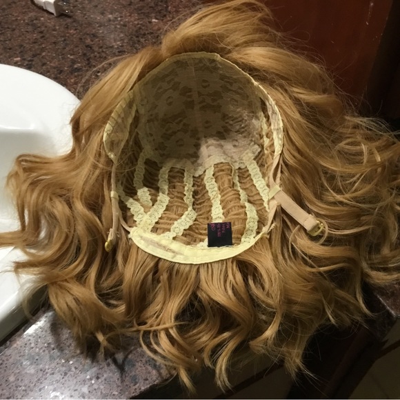 Light Sun Sand Color Anna Emma Wig - Picture 15 of 16